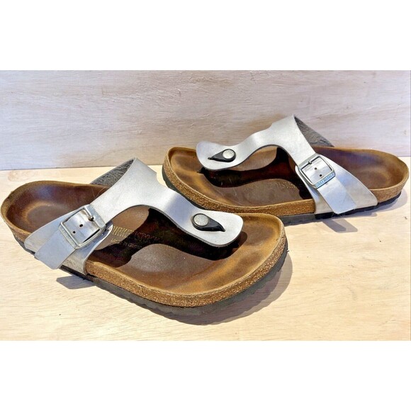 Birkenstock Gizeh Silver Sandal Slip on Shoe Womens Size 41 US 10 10.5 - Picture 1 of 9